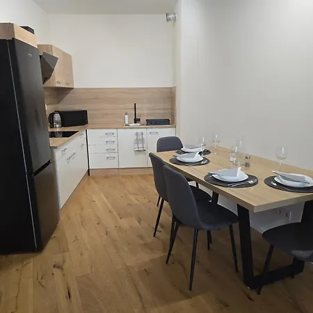 Imperial Albelli N-6 In Centre-old Town - Private Garage Parking Apartmán *